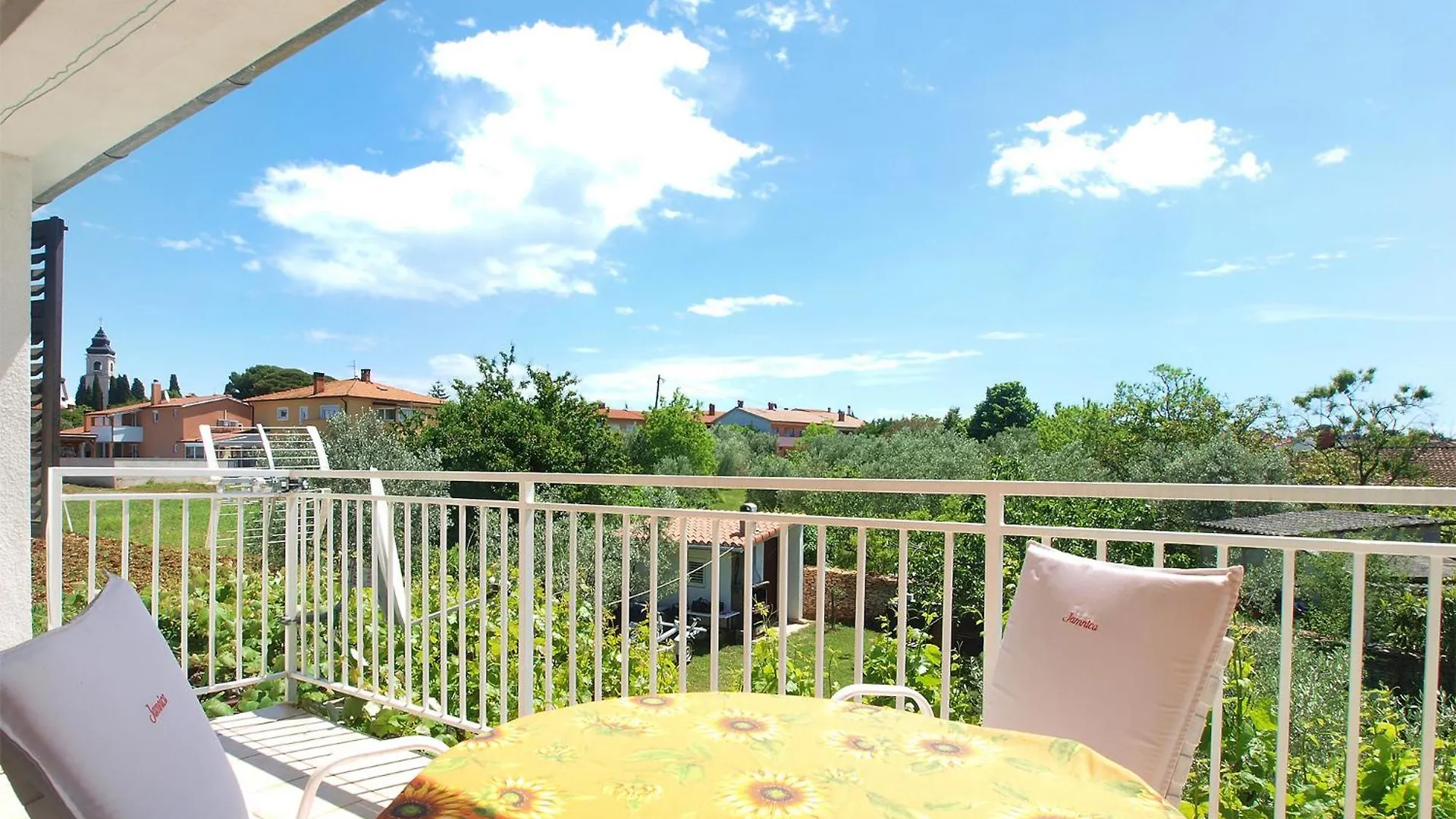 Apartments Tomislav 2078 Peroj Croatia